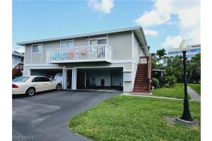 3335 Ottawa Cir Apt 4, Fort Myers, FL 33907, Sold 01/05/24