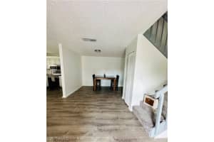 1470 Park Shore Circle, FORT MYERS, FL 33901 Sold 05/31/24