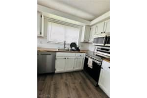 1470 Park Shore Circle, FORT MYERS, FL 33901 Sold 05/31/24