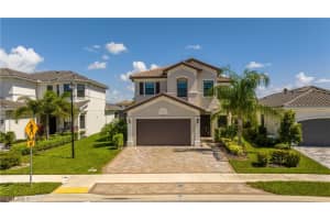 4500 Aurora Street, NAPLES, FL 34119 Sold 08/23/24