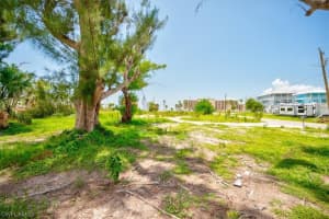 190 Matanzas Street, Fort Myers Beach, FL 33931 - MLS#223058482