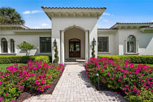 6441 Highcroft Drive, NAPLES, FL 34119 Sold 02/01/24