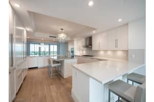13665 Vanderbilt Drive, NAPLES, FL 34110 Sold 11/08/23