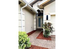 1922 Par Drive, NAPLES, FL 34120 Sold 07/22/24