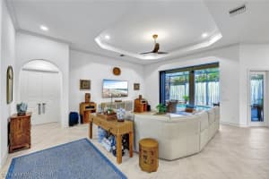 350 Gumbo Limbo Lane, MARCO ISLAND, FL 34145 Sold 06/10/24