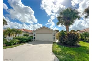 4162 Los Altos Court, NAPLES, FL 34109 Sold 12/08/23