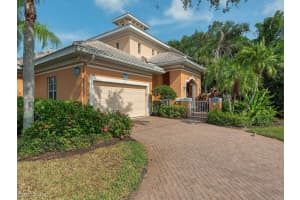 4795 Aston Gardens Way, Naples, FL 34109, Sold 09/14/23