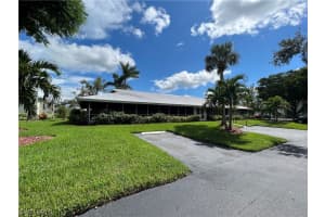 7400 College Parkway, FORT MYERS, FL 33907 Sold 10/18/23