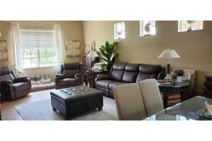 5601 Kensington Loop, FORT MYERS, FL 33912 Sold 11/22/23