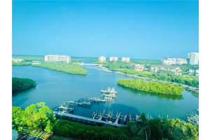 430 Cove Tower Dr, Naples, FL 34110, Sold 10/02/23