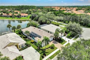 6006 Highwood Park Ln, Naples, FL 34110, Sold 10/05/23
