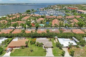 857 Town And River Drive, FORT MYERS, FL 33919 Sold 03/29/24