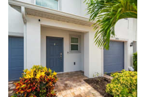 15031 Wildflower Cir, Naples, FL 34119, Sold 10/06/23