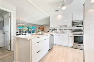 372 Palm Drive, NAPLES, FL 34112 Sold 01/16/24