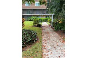 87 Collier Boulevard, MARCO ISLAND, FL 34145 Sold 10/31/23
