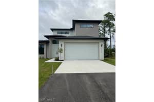 2085 24th Avenue, NAPLES, FL 34120 Sold 01/16/25