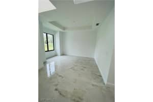 2085 24th Avenue, NAPLES, FL 34120 Sold 01/16/25