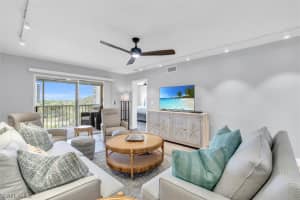 340 Horse Creek Drive, NAPLES, FL 34110 Sold 02/27/24