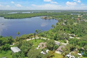 4844-4846 Riverside Drive, Fort Myers, FL 33905 - MLS#223063277