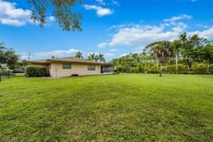 2200 Poinciana Dr, Naples, FL 34105, Sold 10/13/23