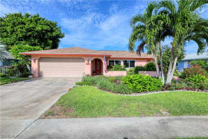 6987 Pickadilly Court, FORT MYERS, FL 33919 Sold 11/01/23