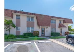 457 Tallwood Street, MARCO ISLAND, FL 34145 Sold 11/08/23