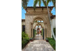 1561 Marsh Wren Lane, NAPLES, FL 34105 Sold 10/18/23