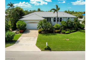 549 Rocks Drive, SANIBEL, FL 33957 Sold 01/24/24