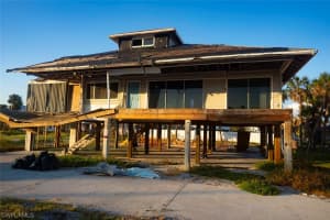 7945 Estero Boulevard, FORT MYERS BEACH, FL 33931 Sold 10/20/23