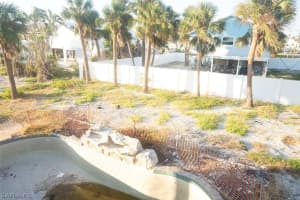 7945 Estero Boulevard, FORT MYERS BEACH, FL 33931 Sold 10/20/23