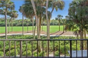 107 Clubhouse Drive, NAPLES, FL 34105 Sold 11/01/23