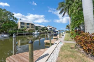 1320 Blue Point Avenue, NAPLES, FL 34102 Sold 02/06/24