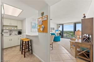 180 Seaview Court, MARCO ISLAND, FL 34145 Sold 01/16/24