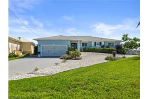 2486 Bayshore Drive, MATLACHA, FL 33993 Sold 10/30/24