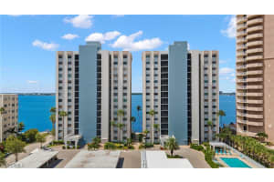 1901 Clifford Street, FORT MYERS, FL 33901 Sold 03/13/24