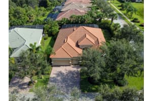 26424 Doverstone Street, BONITA SPRINGS, FL 34135 Sold 11/07/23