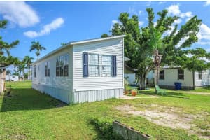 12110 Hibiscus Drive, FORT MYERS, FL 33908 Sold 10/31/23
