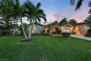 1590 Pelican Avenue, NAPLES, FL 34102 Sold 05/15/24