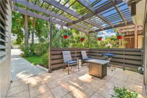 120 Pinebrook Drive, FORT MYERS, FL 33907 Sold 10/31/23