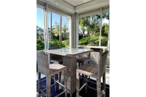 2135 Aberdeen Ln 5-103 Naples, FL 34109 - Off Market