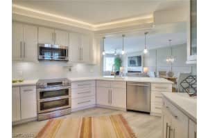 9060 SPRING RUN Boulevard, ESTERO, FL 34135 Sold 11/20/23