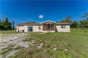 7870 Breeze Drive, NORTH FORT MYERS, FL 33917 Sold 12/28/23