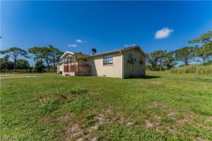 7870 Breeze Drive, NORTH FORT MYERS, FL 33917 Sold 12/28/23