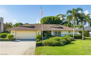 2421 Kings Lake Boulevard, NAPLES, FL 34112 Sold 01/25/24