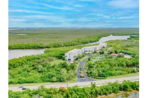 100 Stevens Landing Drive, MARCO ISLAND, FL 34145 Sold 03/01/24