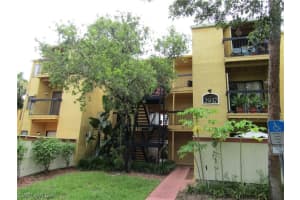 2937 Winkler Avenue, FORT MYERS, FL 33916 Sold 10/31/23