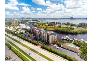 3462 Hancock Bridge Pkwy APT 215, North Fort Myers, FL 33903, Sold 08/26/24