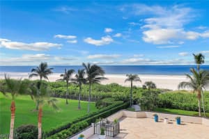 220 Collier Boulevard, MARCO ISLAND, FL 34145 Sold 01/25/24