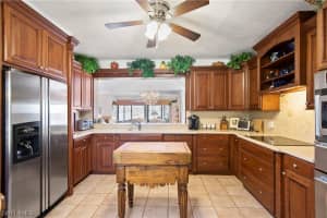 313 La Peninsula Boulevard, NAPLES, FL 34113 Sold 02/01/24