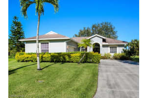 945 Sapling Drive, NAPLES, FL 34120 Sold 10/30/23